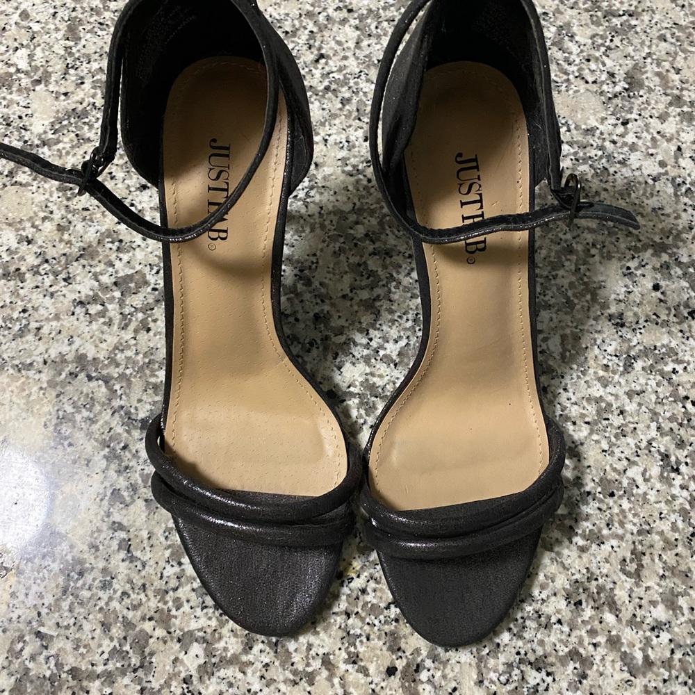 JustFab Elegant Black Heels